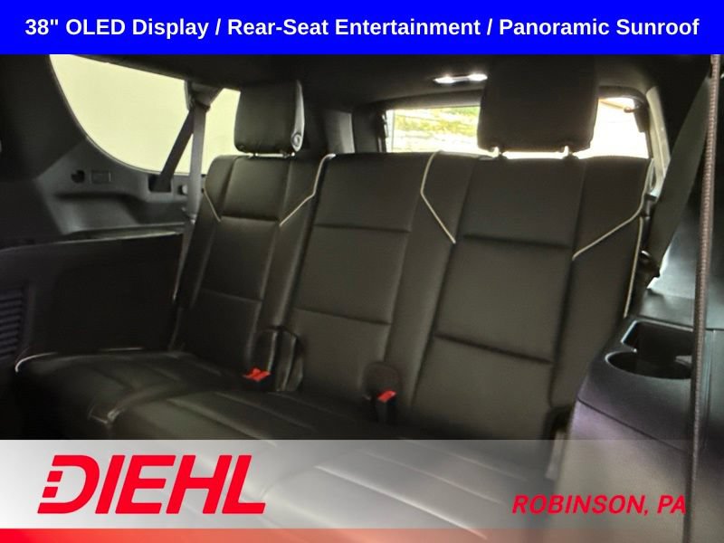 Used 2023 Cadillac Escalade ESV Premium Luxury AWD/4WD image 22