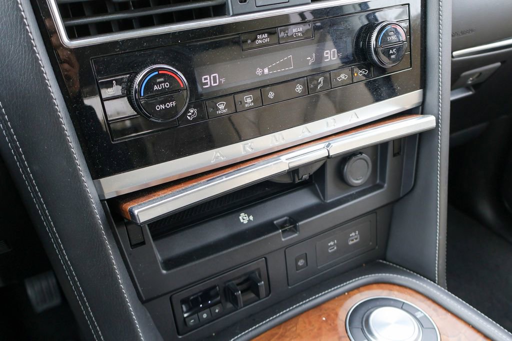 Used 2023 Nissan Armada SL w/ Captain's Chairs Package image 15