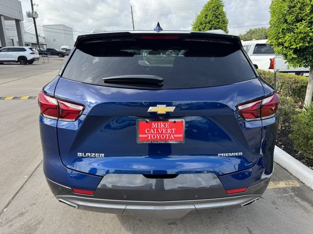 Used 2022 Chevrolet Blazer Premier w/ Enhanced Convenience Package FWD image 6