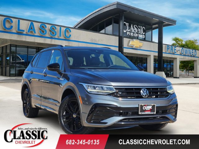 Used 2022 Volkswagen Tiguan SE R-Line