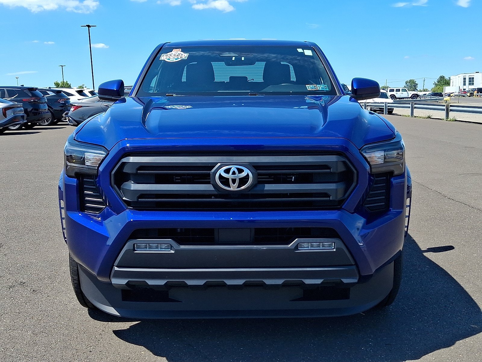 Used 2025 Toyota Tacoma SR5 AWD/4WD video 2