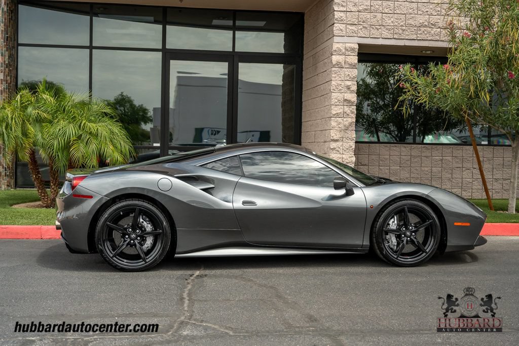 Used 2017 Ferrari 488 GTB RWD image 8