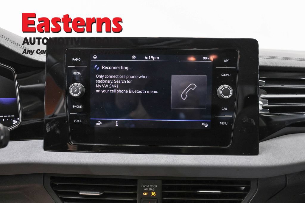Used 2025 Volkswagen Jetta SE FWD image 18