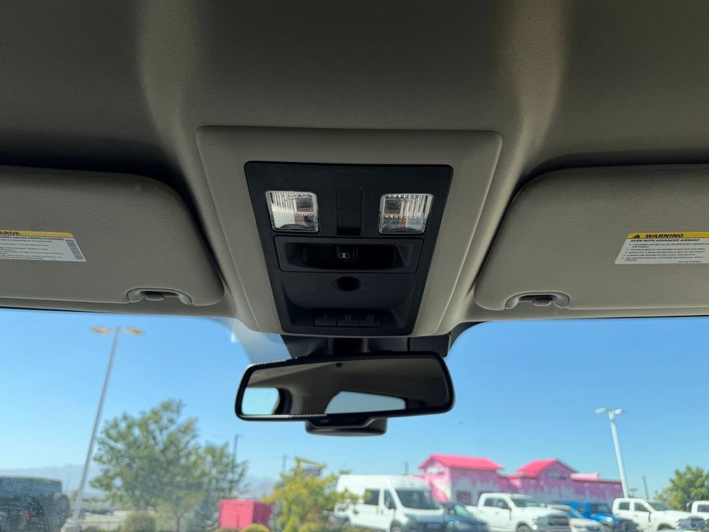 Used 2014 RAM 1500 Laramie w/ Convenience Group AWD/4WD image 17
