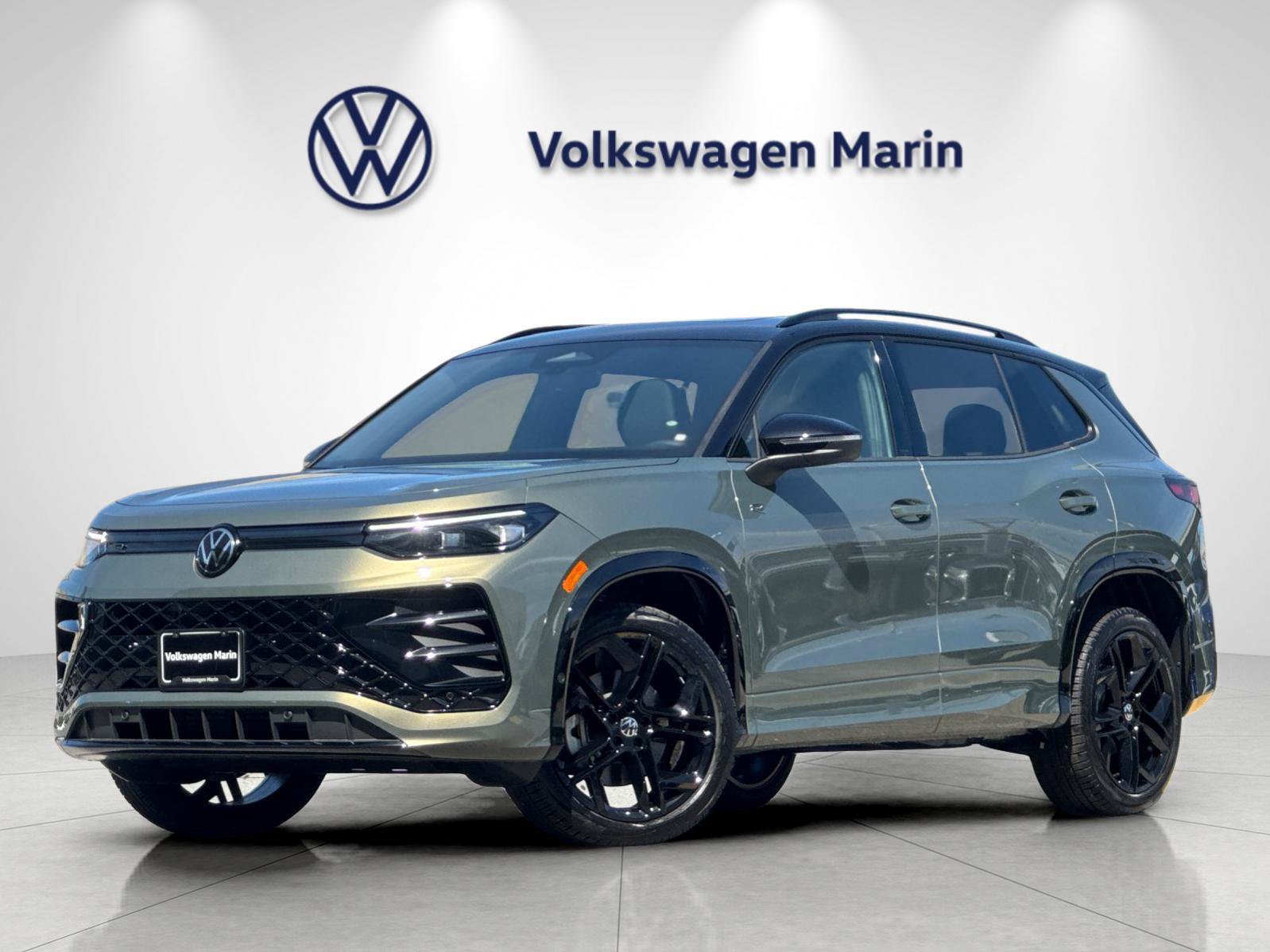 New 2026 Volkswagen Tiguan SE R-Line
