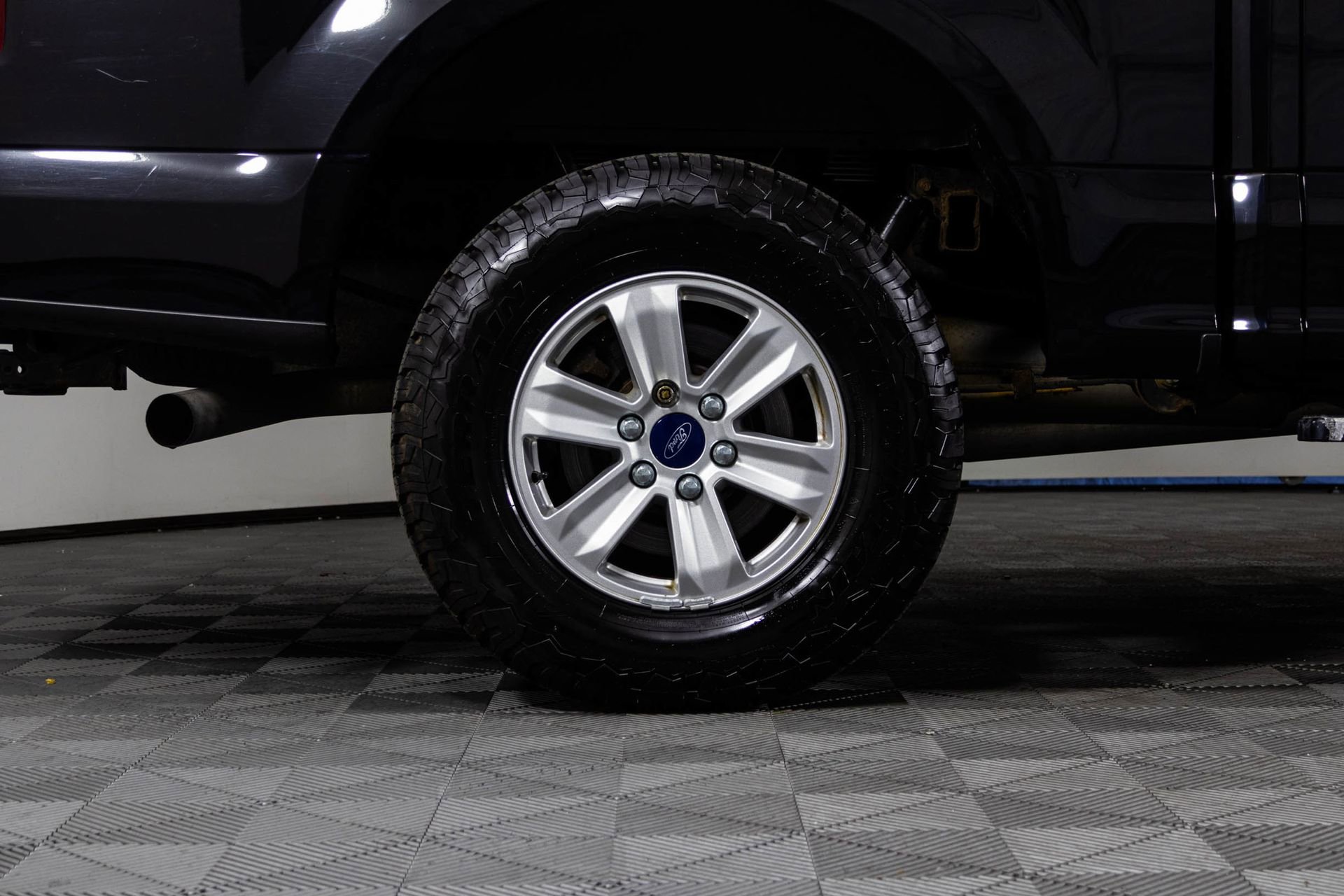 Used 2018 Ford F150 XLT image 39