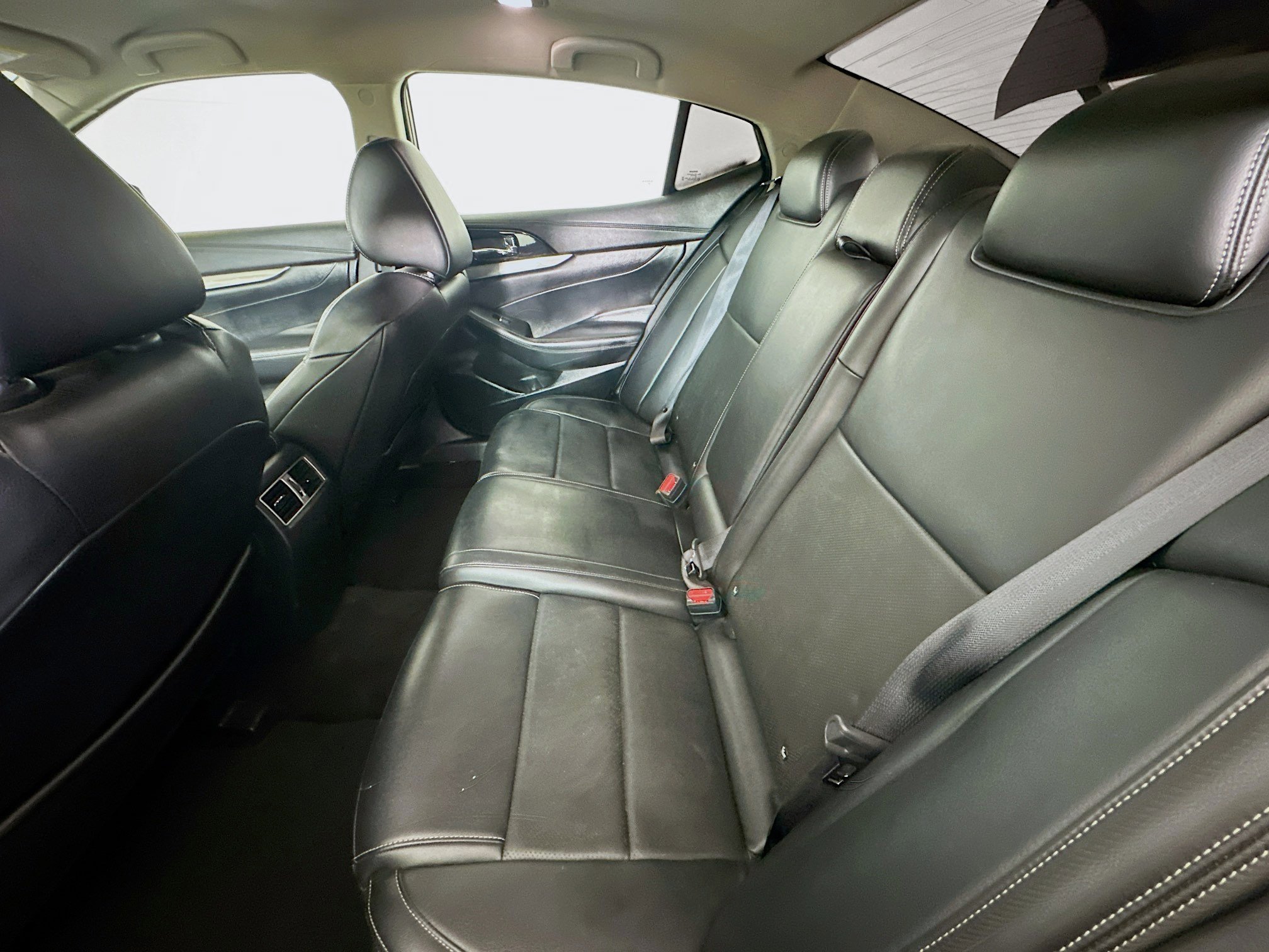 Used 2022 Nissan Maxima SV w/ Floor Mat Group image 28