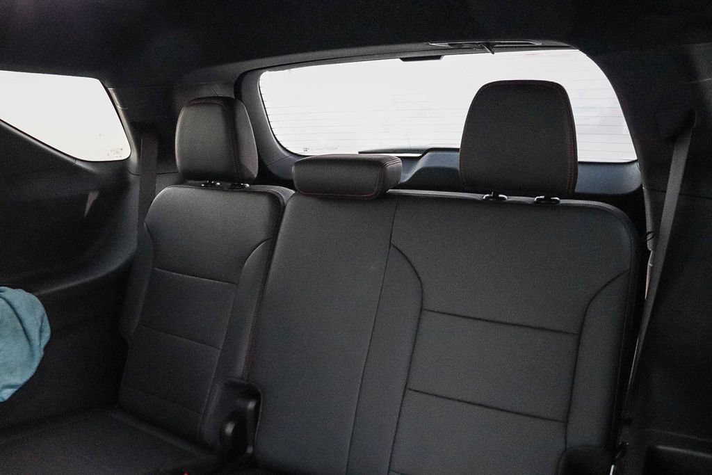 Used 2024 Chevrolet Traverse RS AWD/4WD image 22