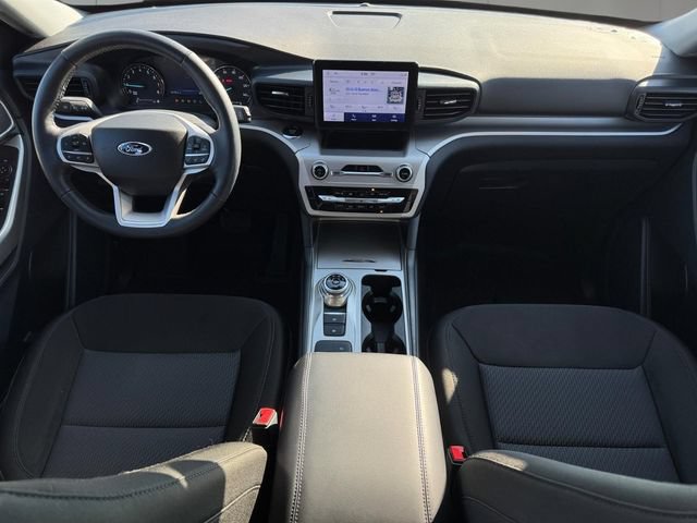 Used 2022 Ford Explorer XLT RWD image 8
