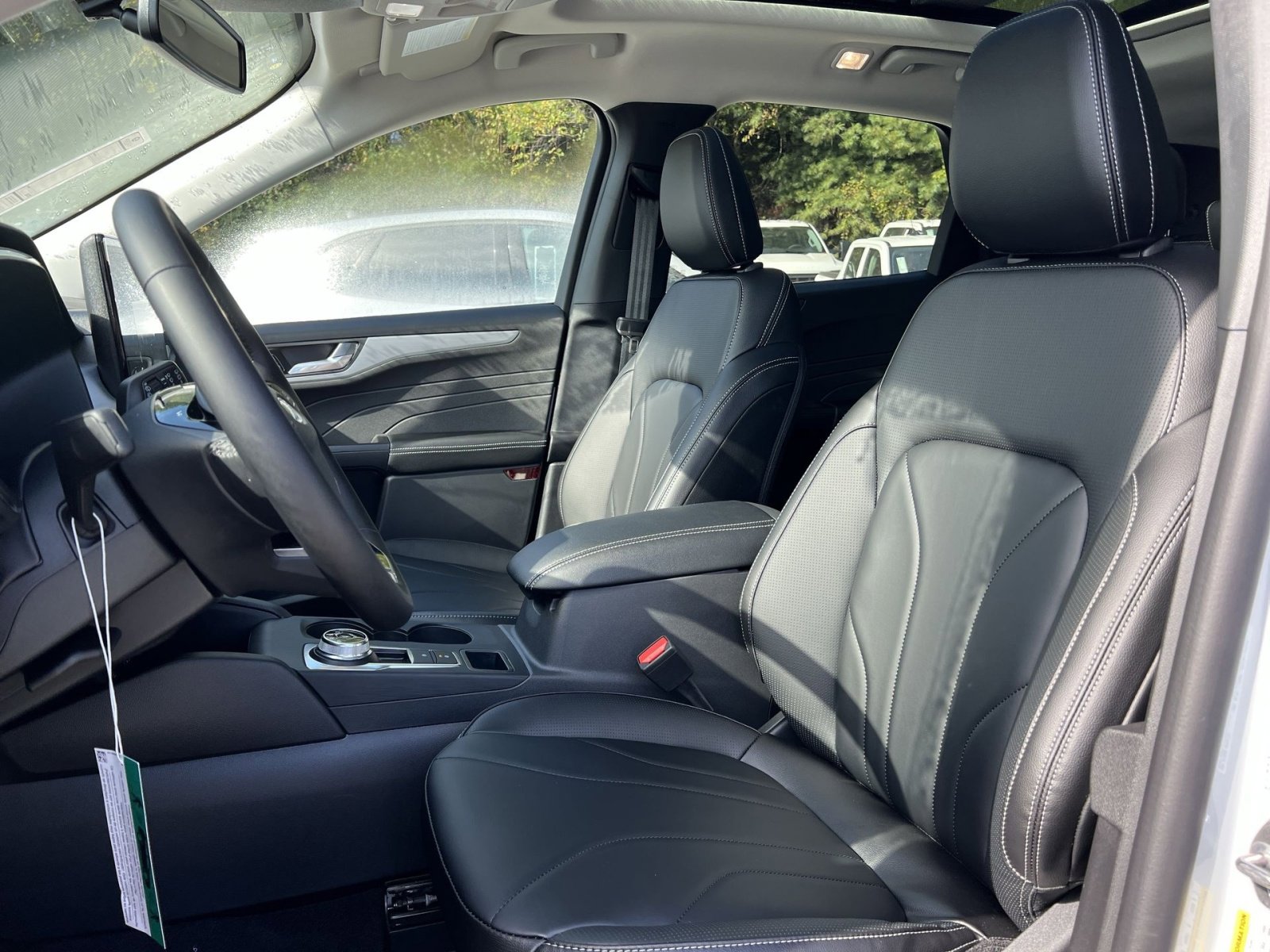 New 2026 Ford Escape SE w/ PHEV Premium Package image 13