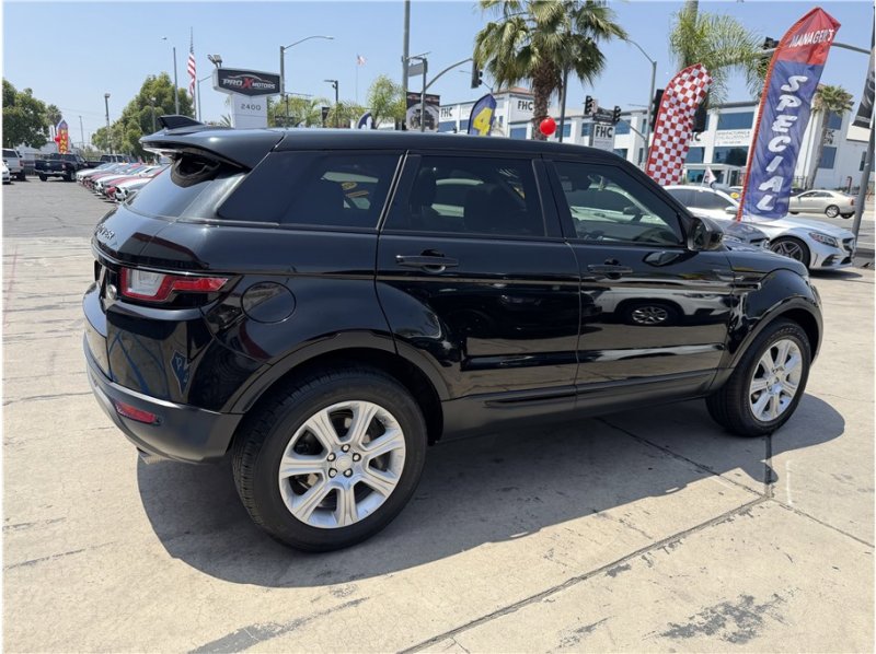 Used 2018 Land Rover Range Rover Evoque SE AWD/4WD image 57