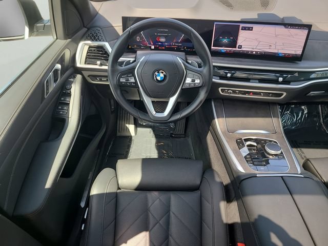 Used 2025 BMW X5 xDrive40i AWD/4WD image 13