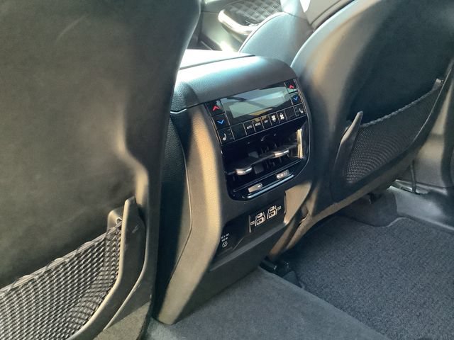 Used 2024 Jeep Grand Cherokee Summit AWD/4WD image 28