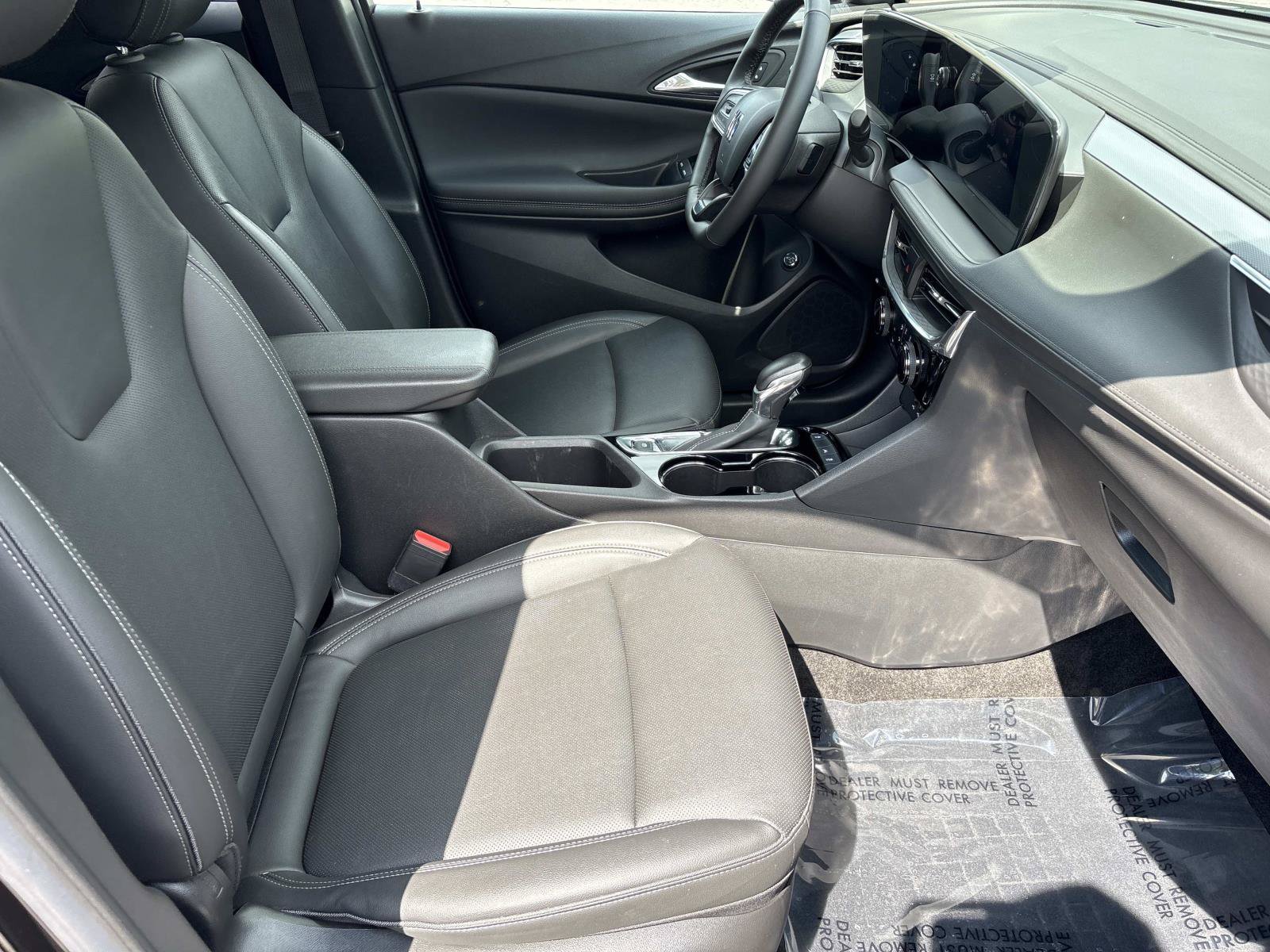 Used 2024 Buick Encore GX Sport Touring w/ Experience Buick Package FWD image 33