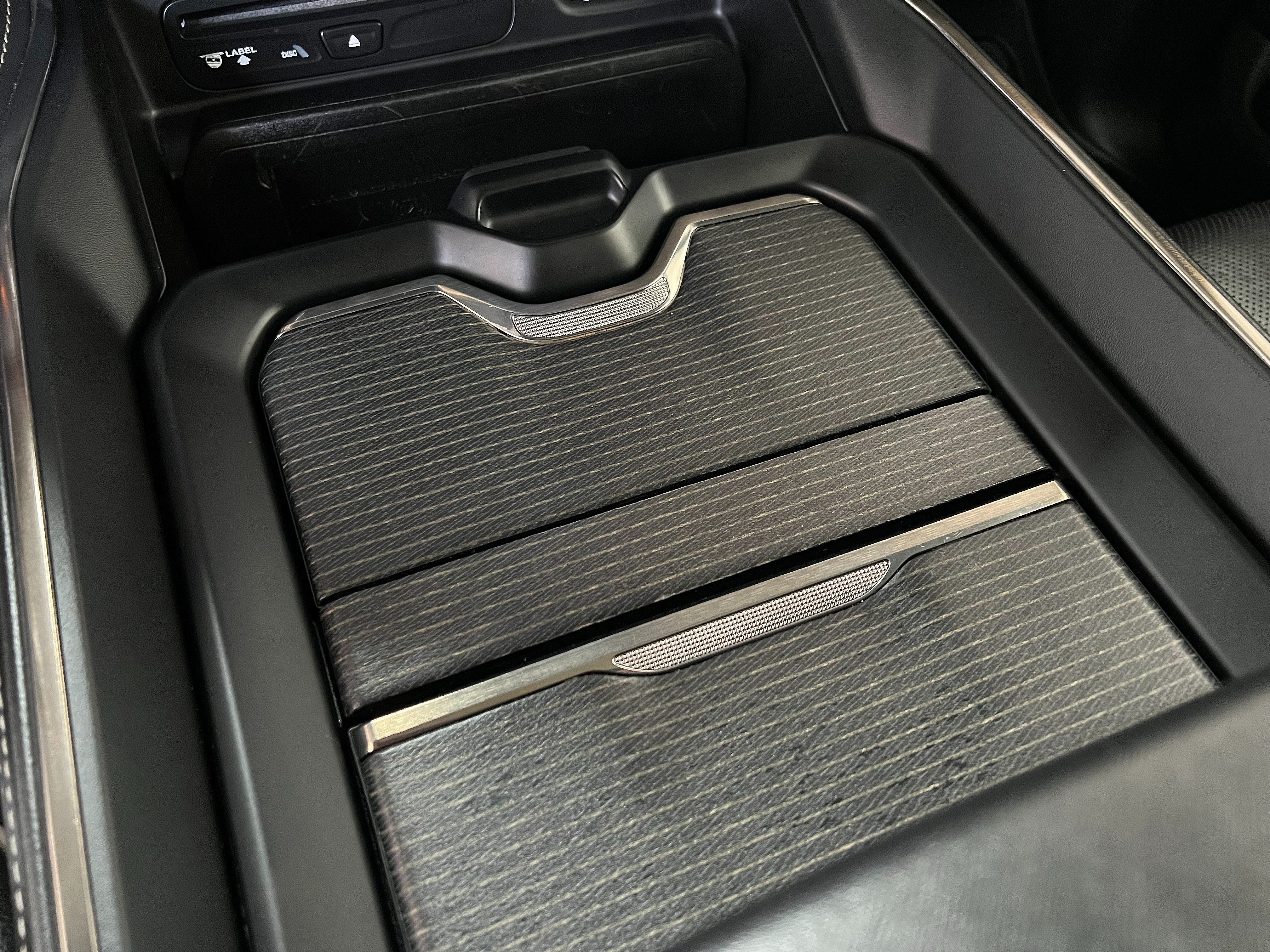 Used 2019 RAM 1500 Limited AWD/4WD image 18