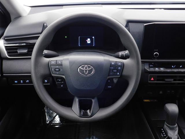 Used 2025 Toyota Camry LE image 25
