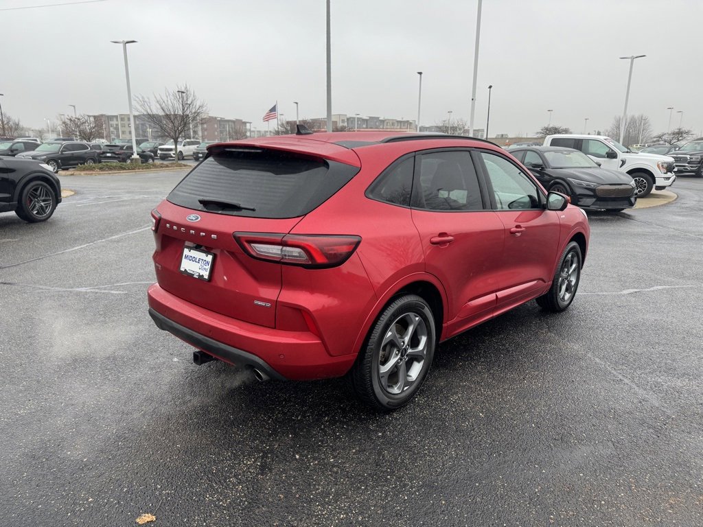 Certified 2024 Ford Escape ST-Line Select w/ Tech Pack #2 image 4