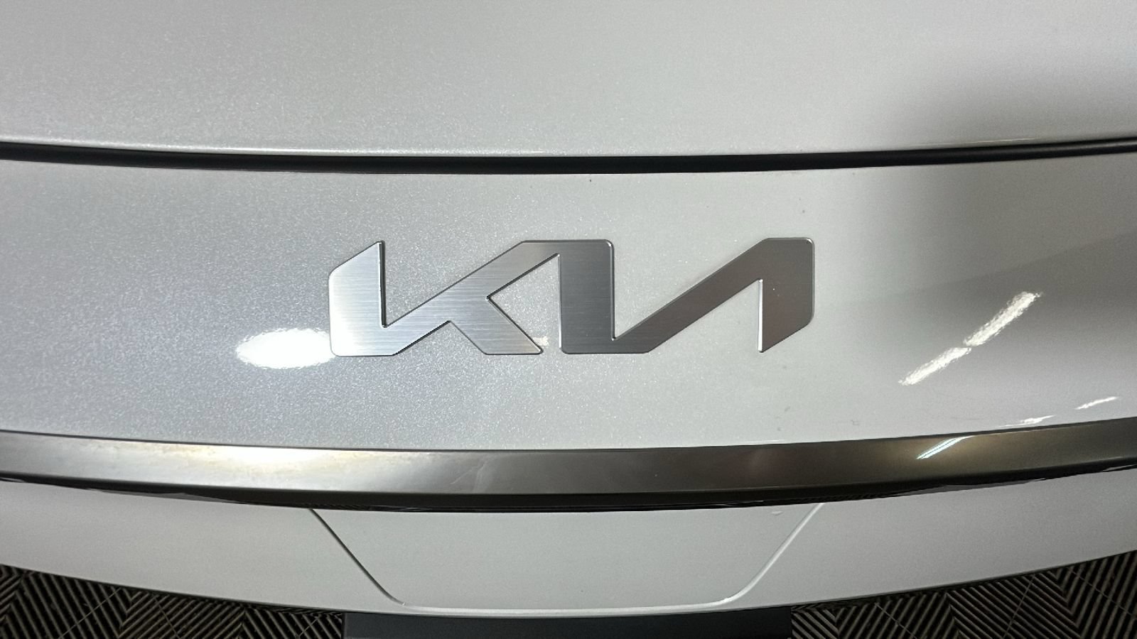 Used 2024 Kia Niro Wave w/ Wave Preserve Package FWD image 10