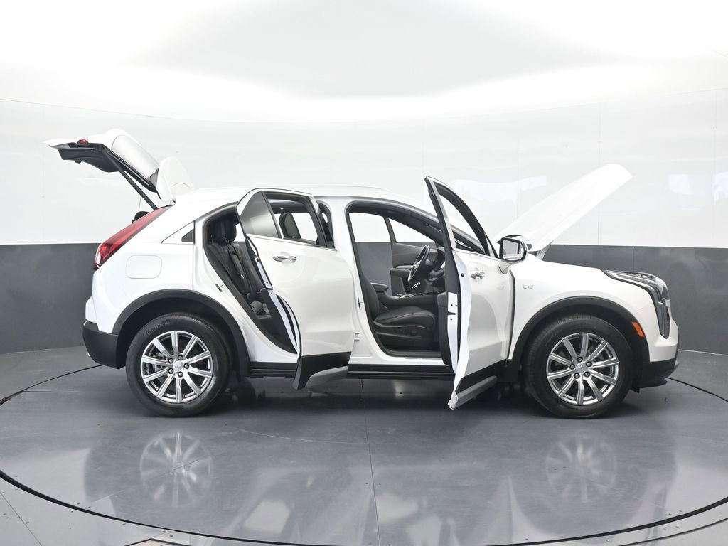 Used 2022 Cadillac XT4 Premium Luxury w/ Enhanced Visibility Package image 82