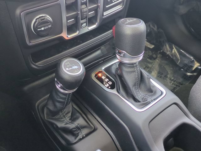 New 2026 Jeep Gladiator Sport AWD/4WD image 24