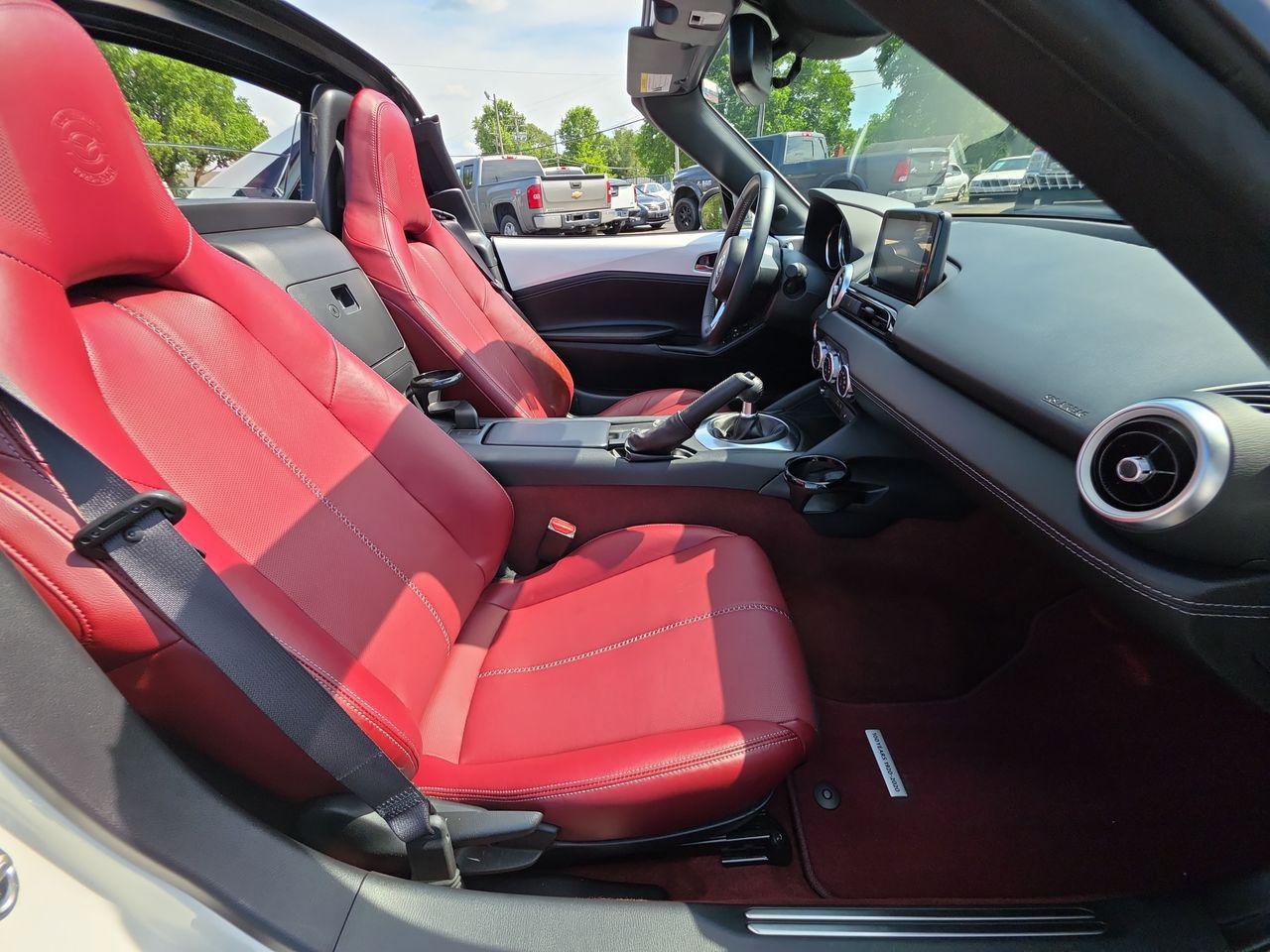 Used 2020 MAZDA MX-5 Miata RF 100th Anniversary RWD image 8