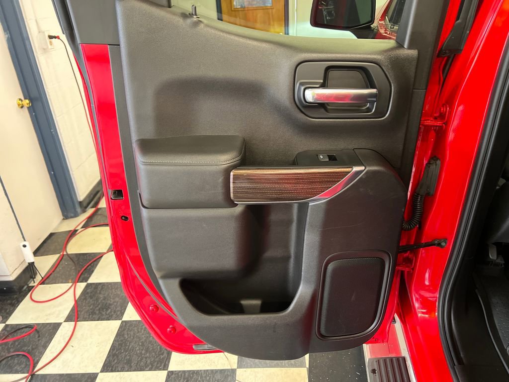 Used 2019 Chevrolet Silverado 1500 RST AWD/4WD image 46