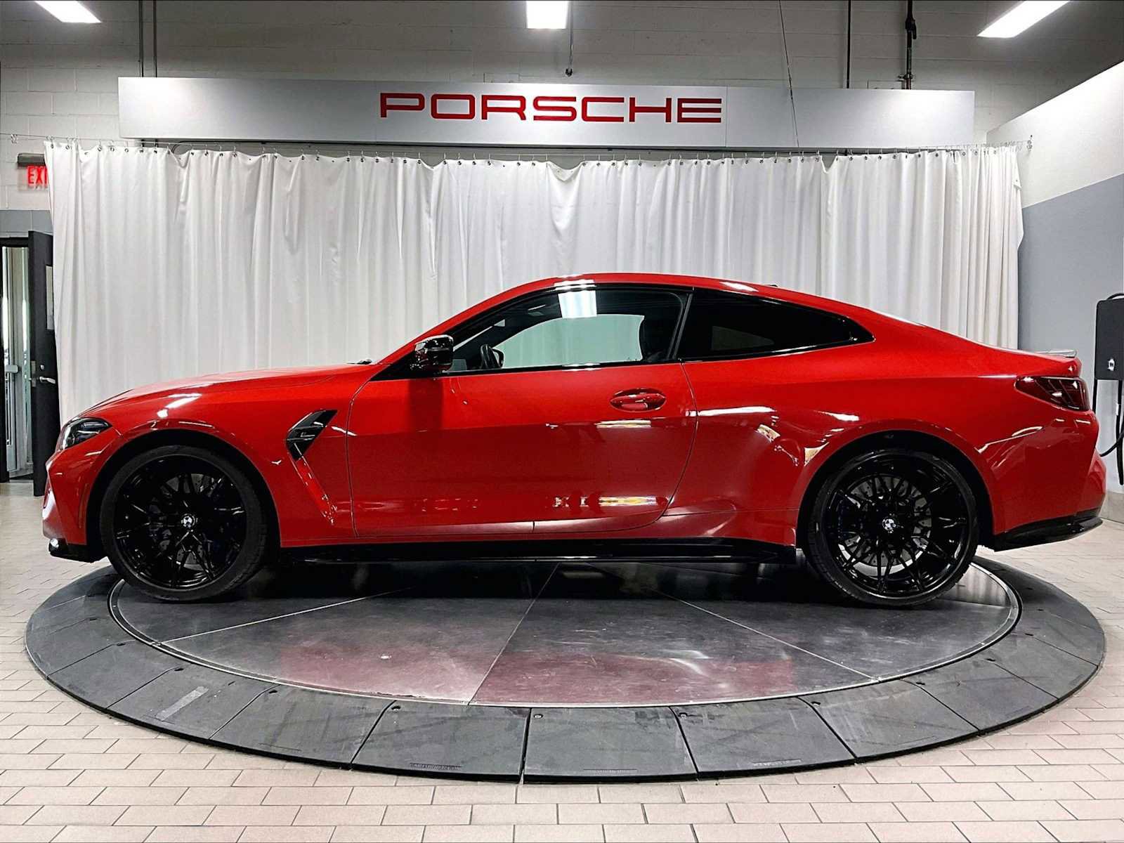 Used 2025 BMW M4 Competition image 2