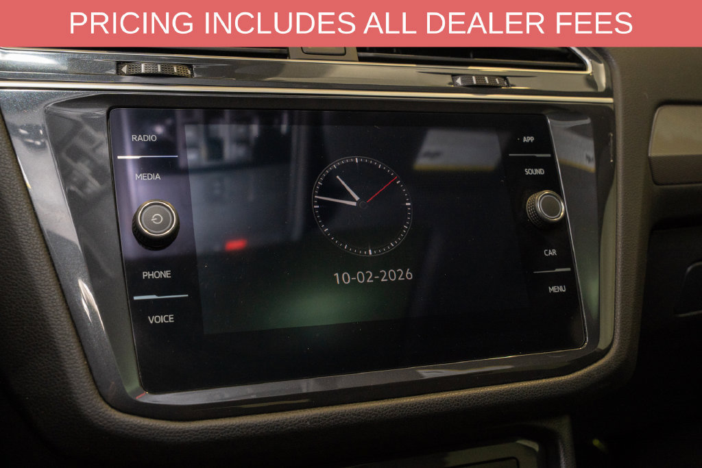Used 2024 Volkswagen Tiguan SE R-Line AWD/4WD image 14