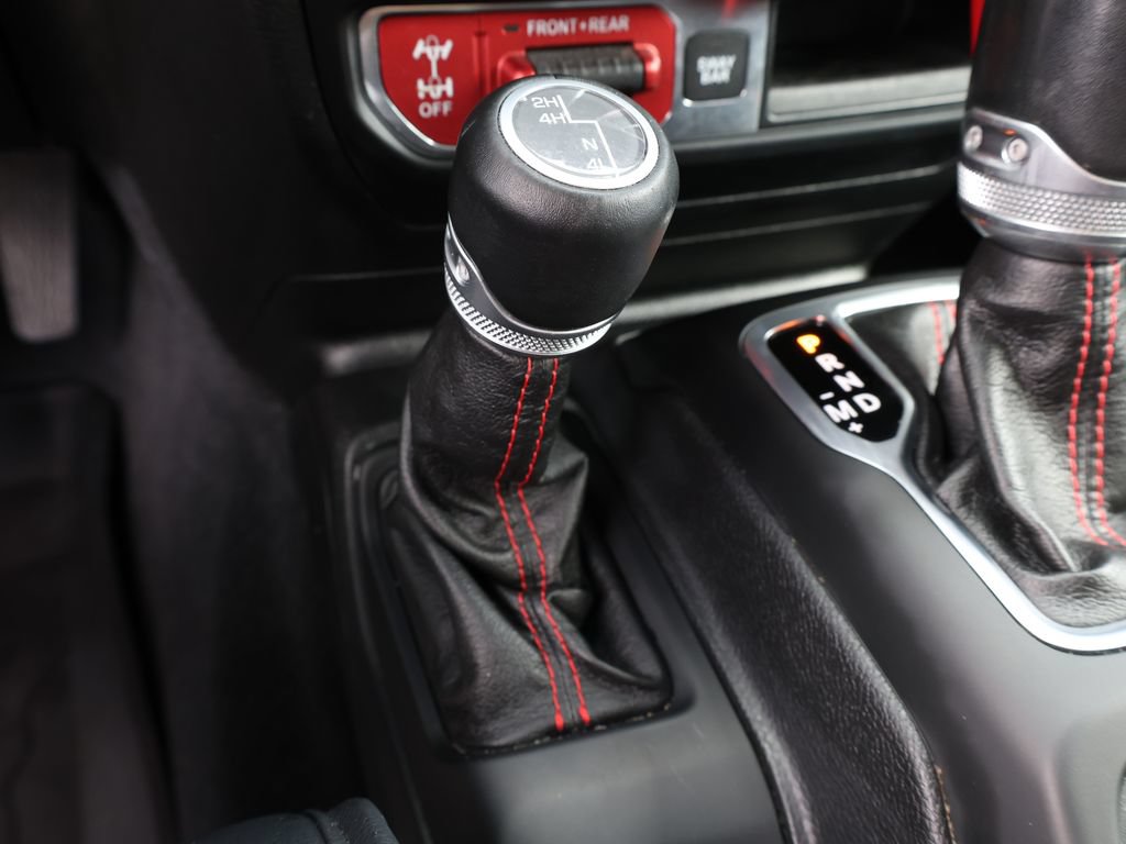 Used 2020 Jeep Wrangler Unlimited Rubicon AWD/4WD image 25