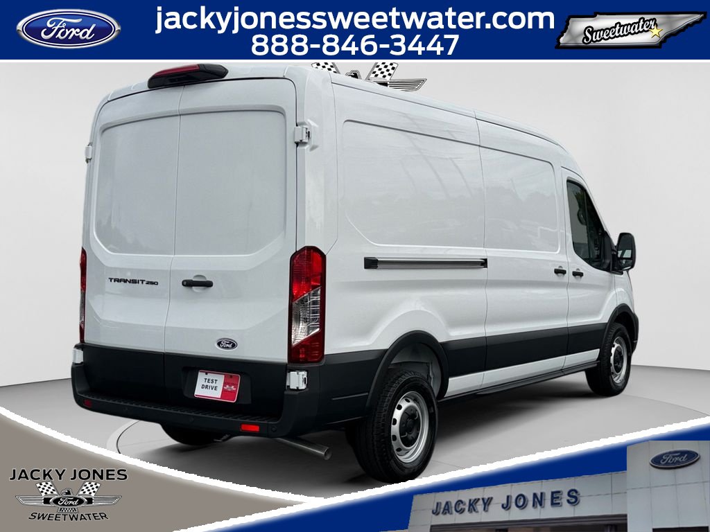 New 2026 Ford Transit 250 148 Medium Roof w/ Load Area Protection Package RWD image 5