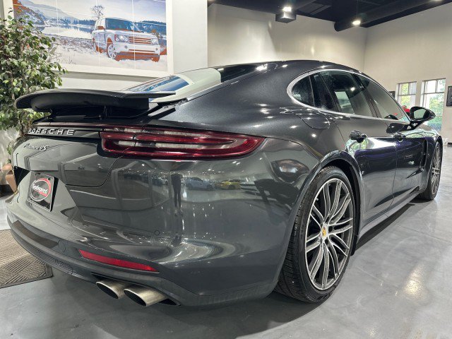 Used 2017 Porsche Panamera 4S AWD/4WD image 30