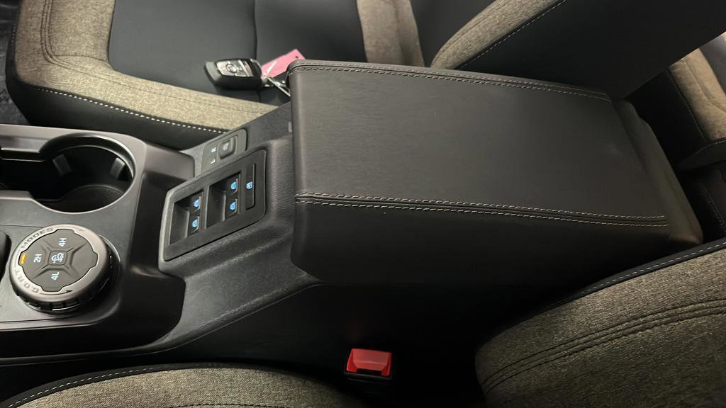 Used 2025 Ford Bronco Big Bend image 35