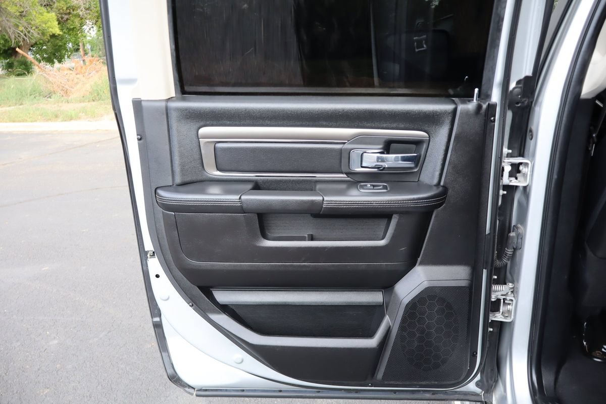 Used 2018 RAM 3500 Laramie w/ Sport Appearance Group AWD/4WD image 24