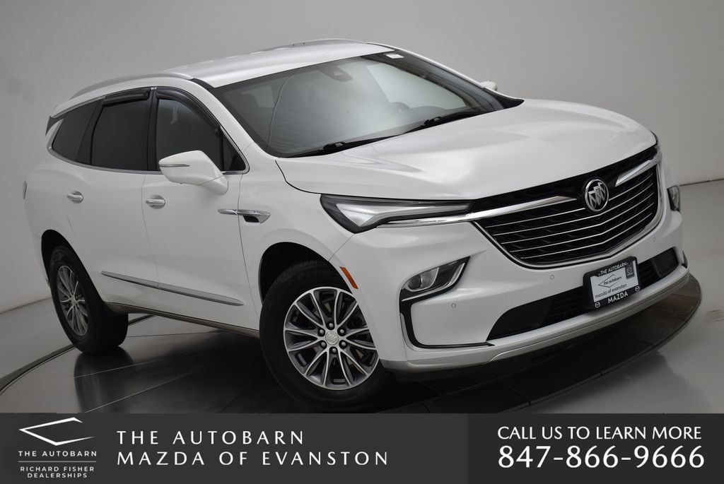 Used 2022 Buick Enclave Essence FWD image 2