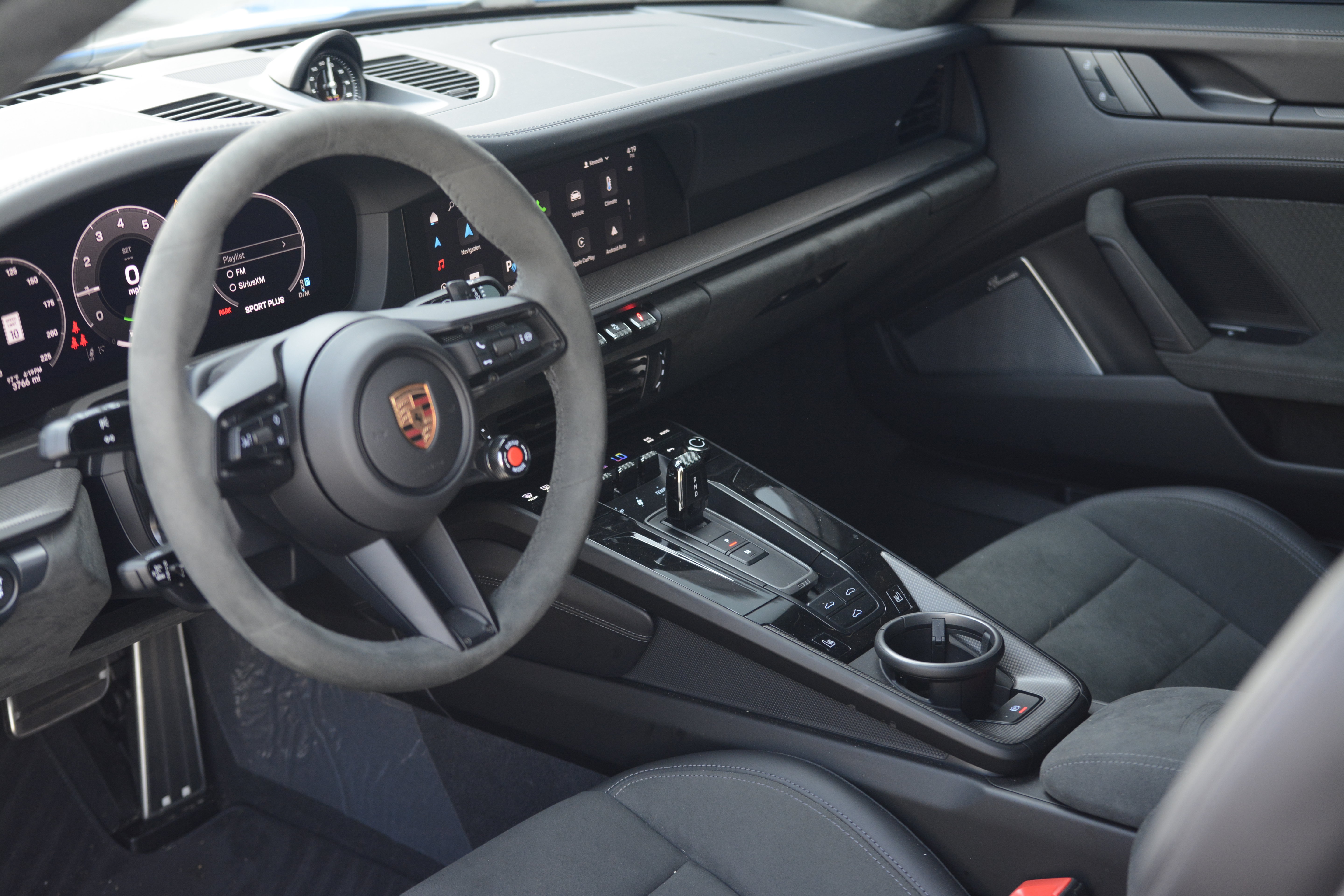 Certified 2025 Porsche 911 Carrera GTS RWD image 4