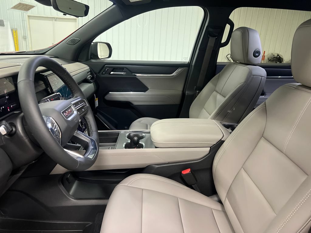 New 2026 GMC Acadia Elevation w/ Elevation Premium Package AWD/4WD image 12
