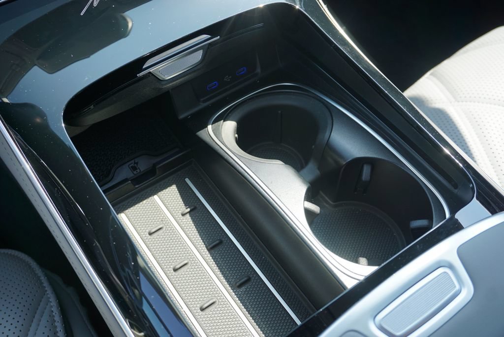Certified 2023 Mercedes-Benz Maybach S 680 4MATIC image 38