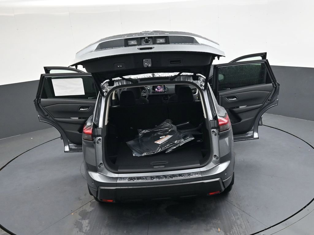 Certified 2026 Nissan Rogue SV w/ Cold Weather Package FWD image 49