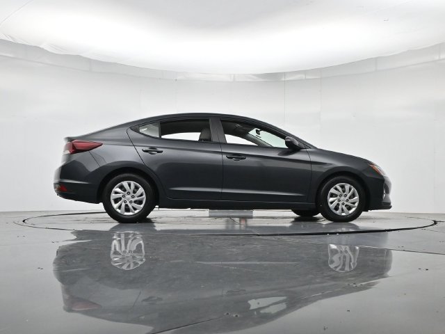 Used 2020 Hyundai Elantra SE FWD image 32