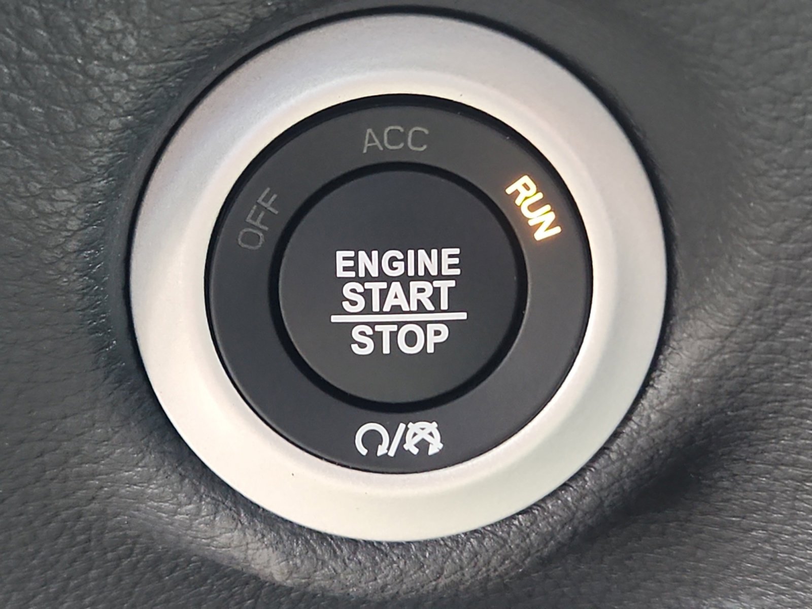 New 2026 Chrysler Pacifica Select AWD/4WD image 31