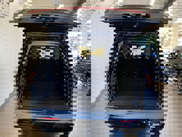 New 2025 Lincoln Navigator Reserve image 9