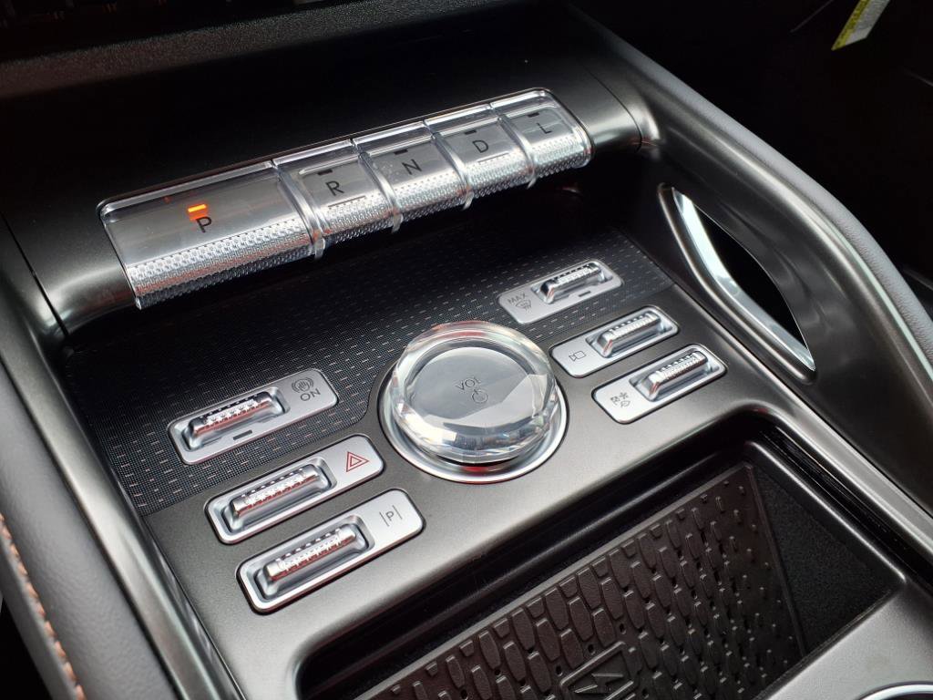 New 2025 Lincoln Nautilus Reserve w/ Jet Appearance Package image 20