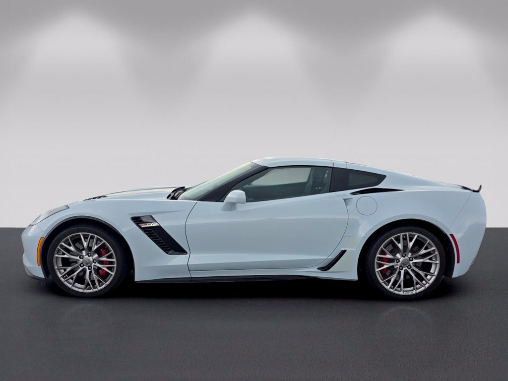 Used 2018 Chevrolet Corvette Z06 RWD image 7
