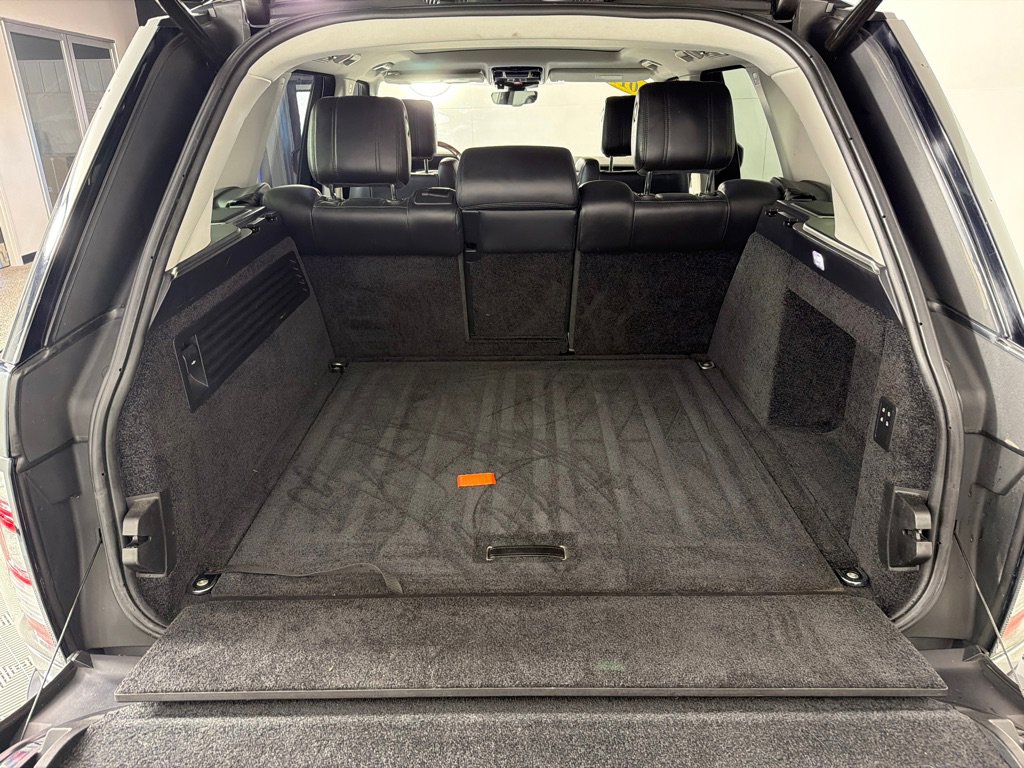 Used 2017 Land Rover Range Rover Supercharged image 22