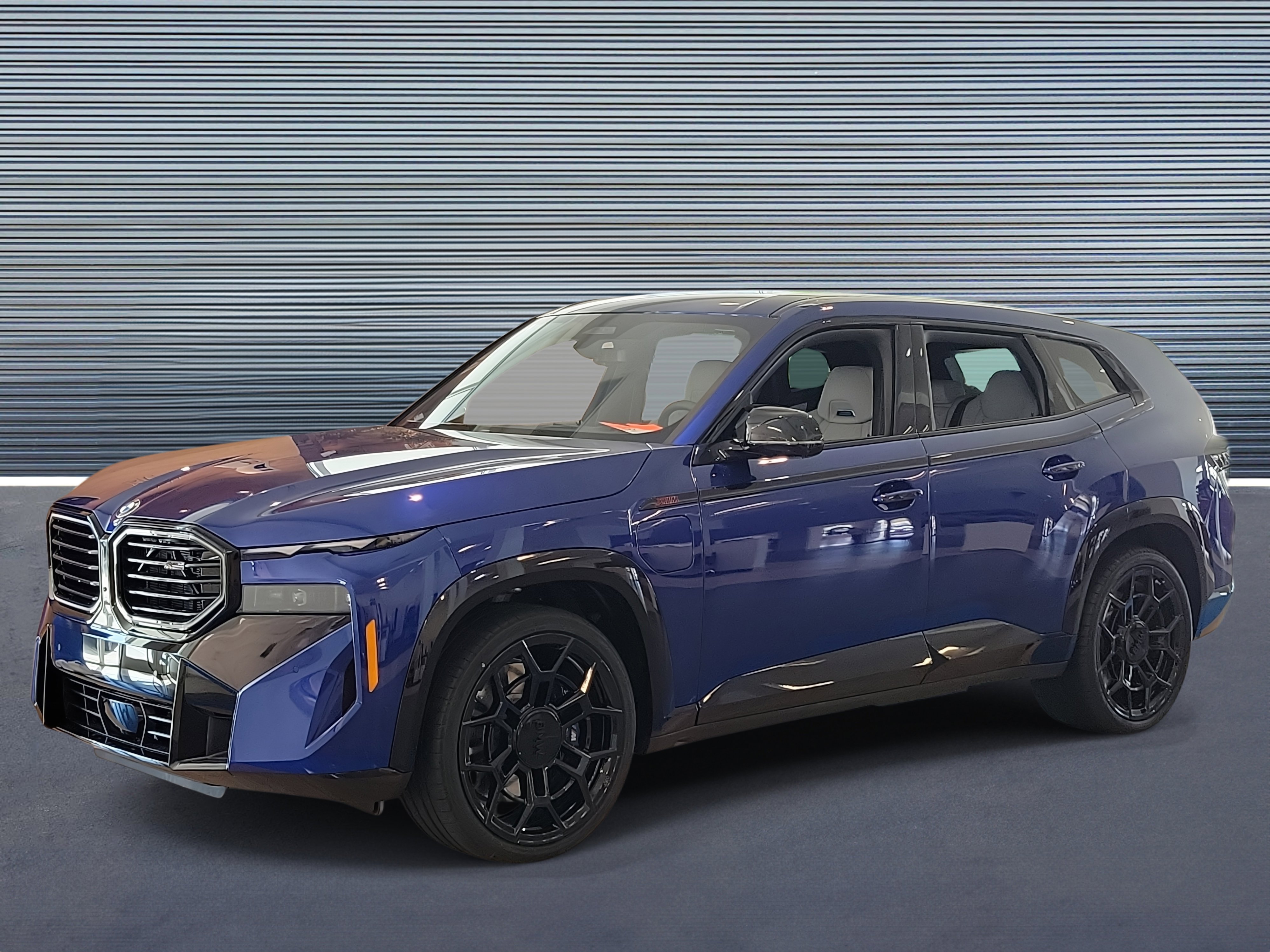 New 2026 BMW XM Label Red image 1