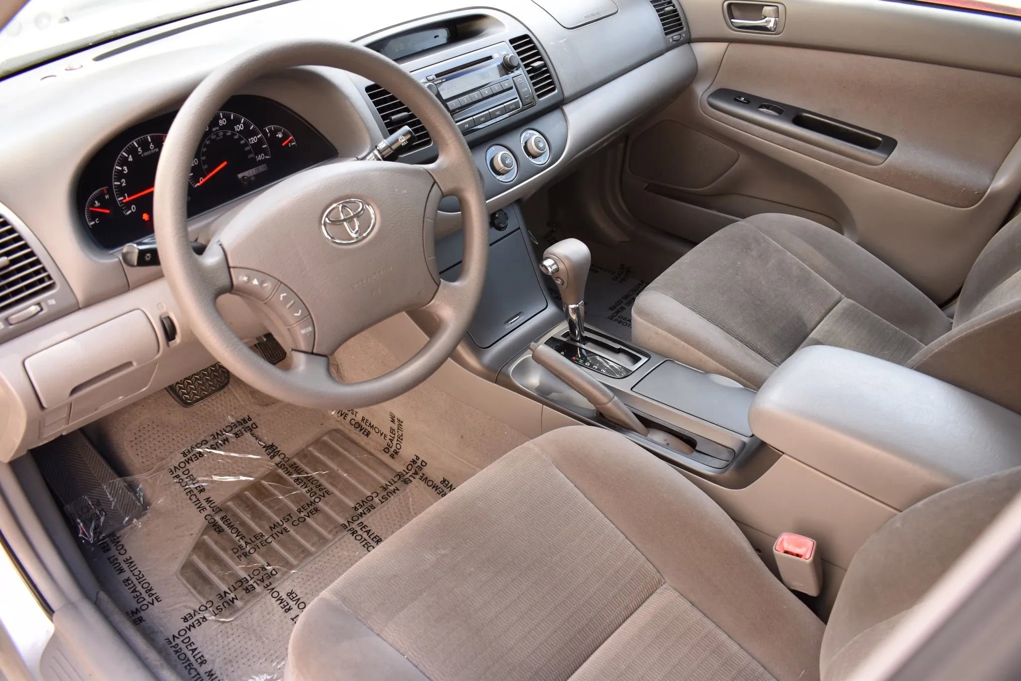 Used 2005 Toyota Camry LE FWD image 6