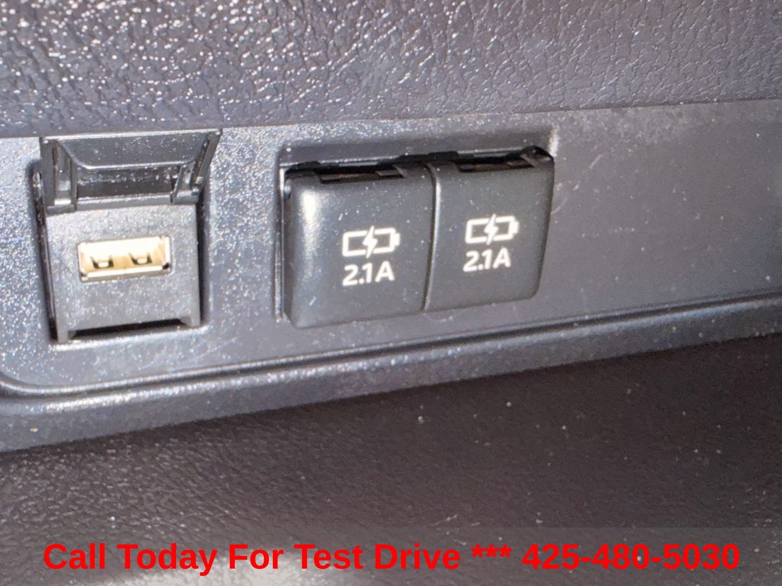 Used 2020 Toyota Sequoia Limited w/ Safety & Convenience Package AWD/4WD image 36