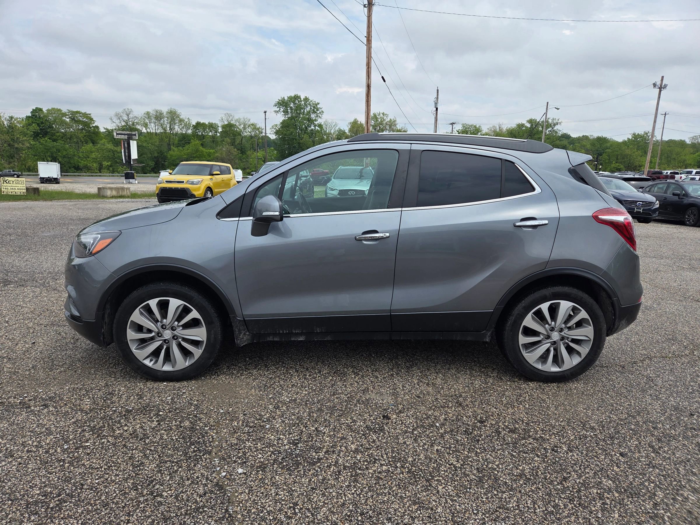 Used 2019 Buick Encore Preferred w/ Safety Package AWD/4WD image 1