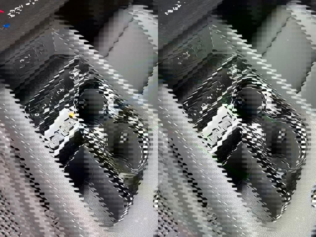 Used 2025 Nissan Murano SV image 21