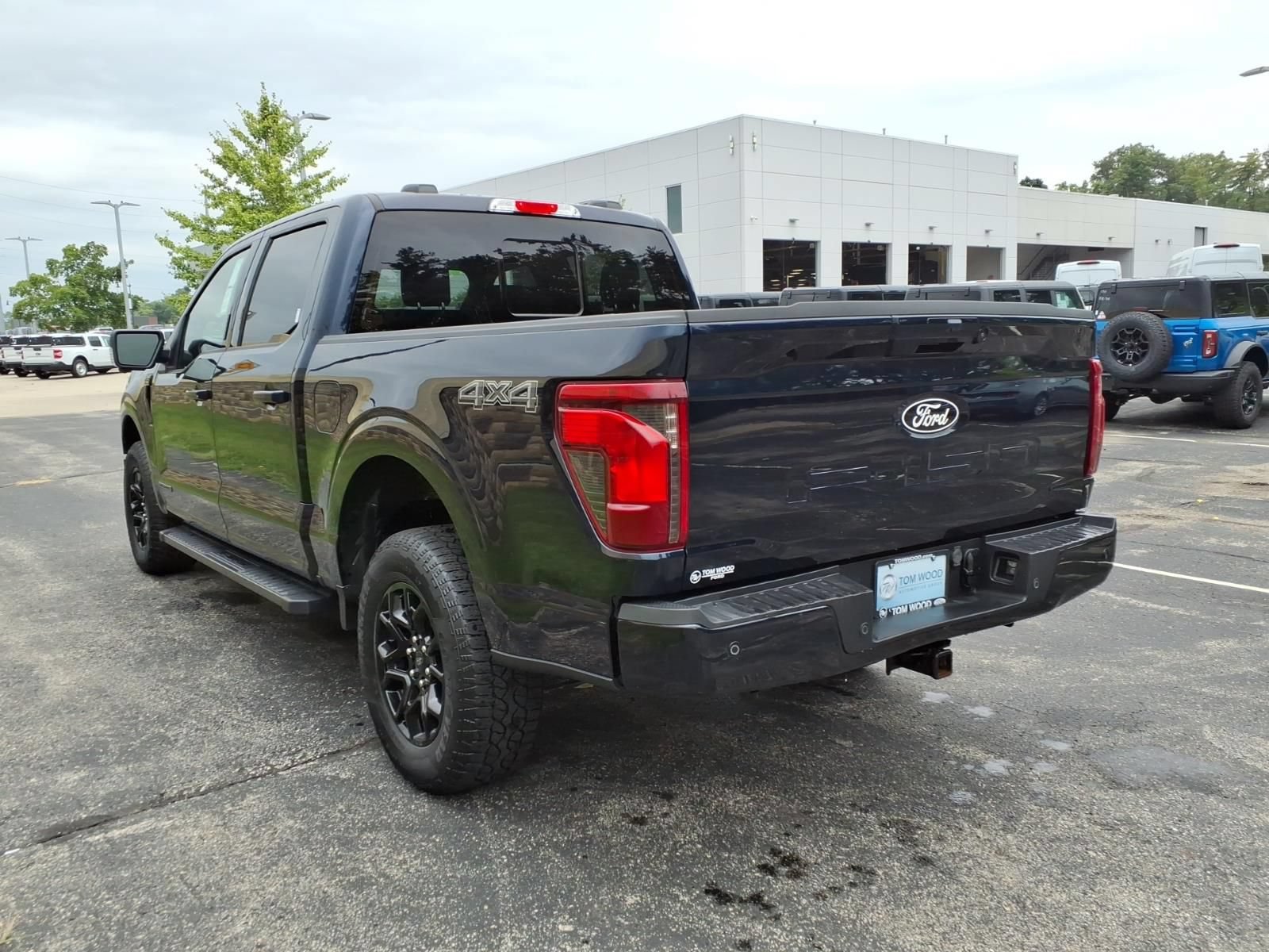 Used 2024 Ford F150 XLT w/ Equipment Group 302A MID AWD/4WD image 8